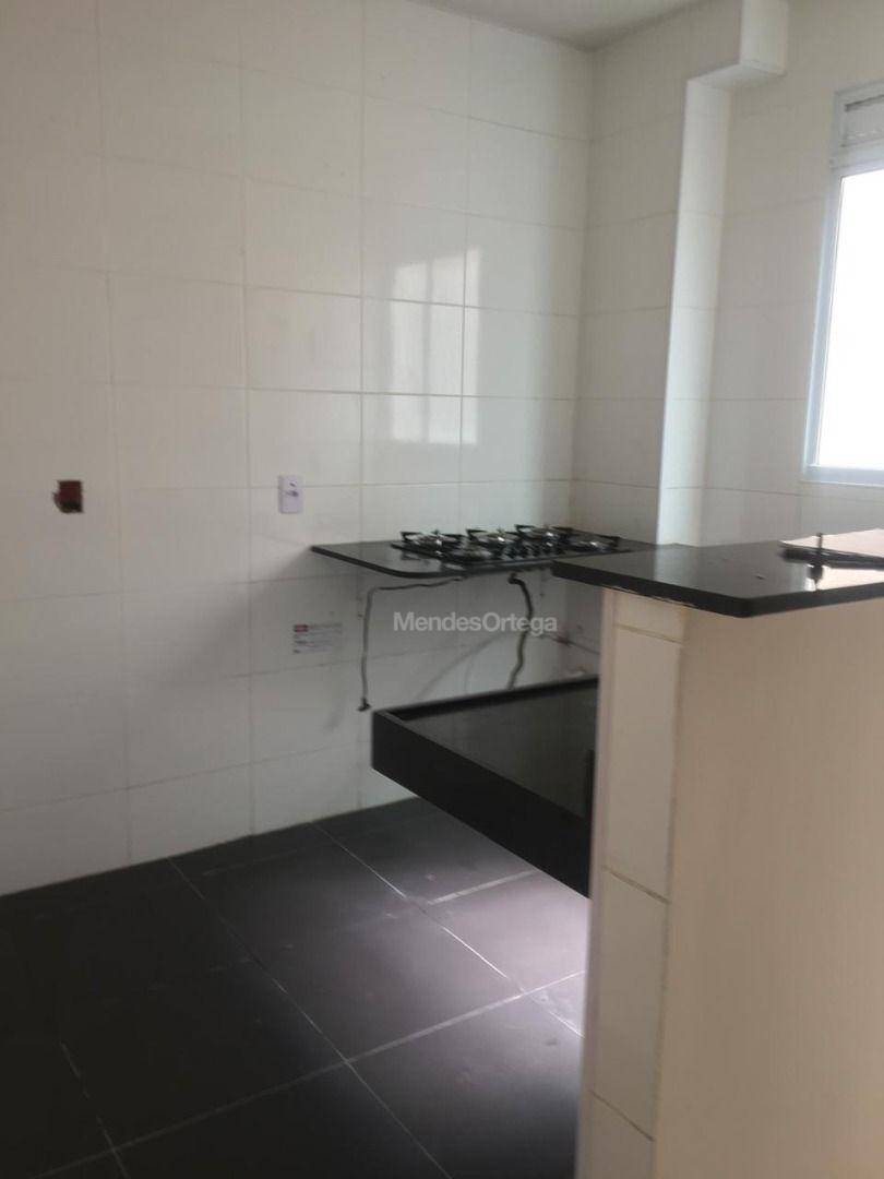 Apartamento à venda com 2 quartos, 45m² - Foto 21