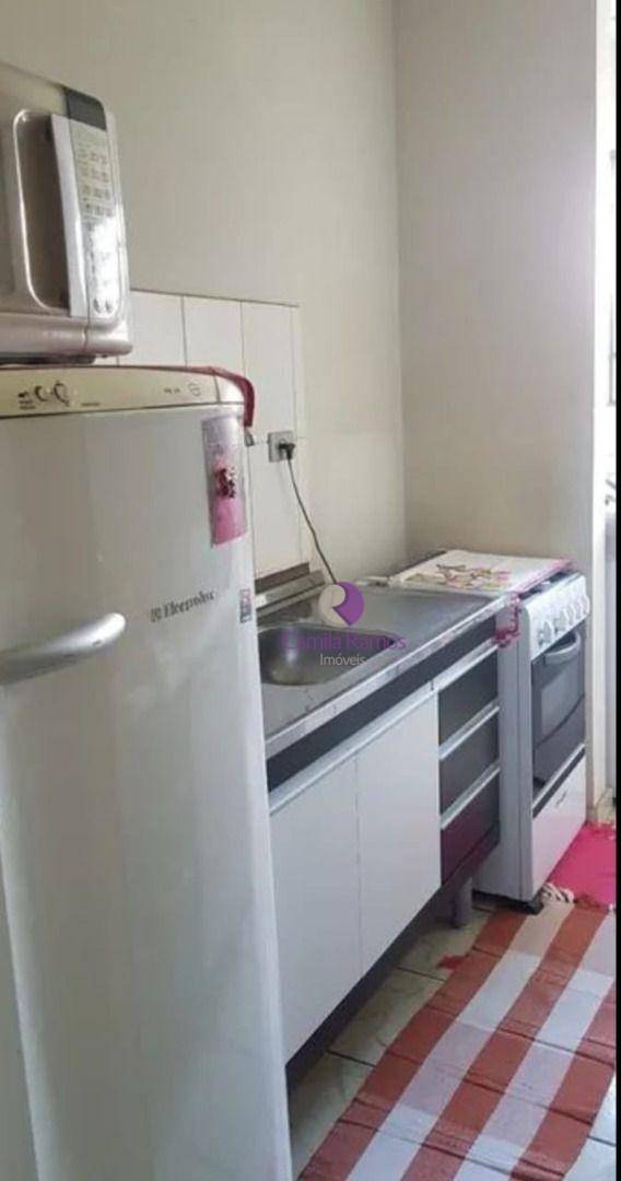 Apartamento à venda com 2 quartos, 48m² - Foto 3