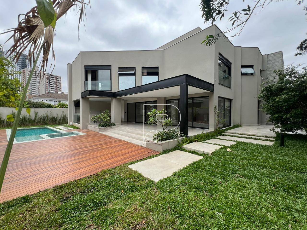 Casa de Condomínio à venda com 4 quartos, 710m² - Foto 1