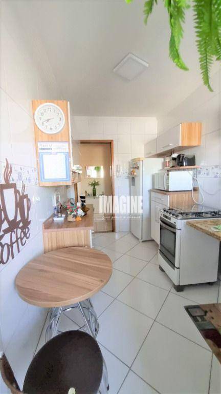 Apartamento à venda com 2 quartos, 60m² - Foto 19