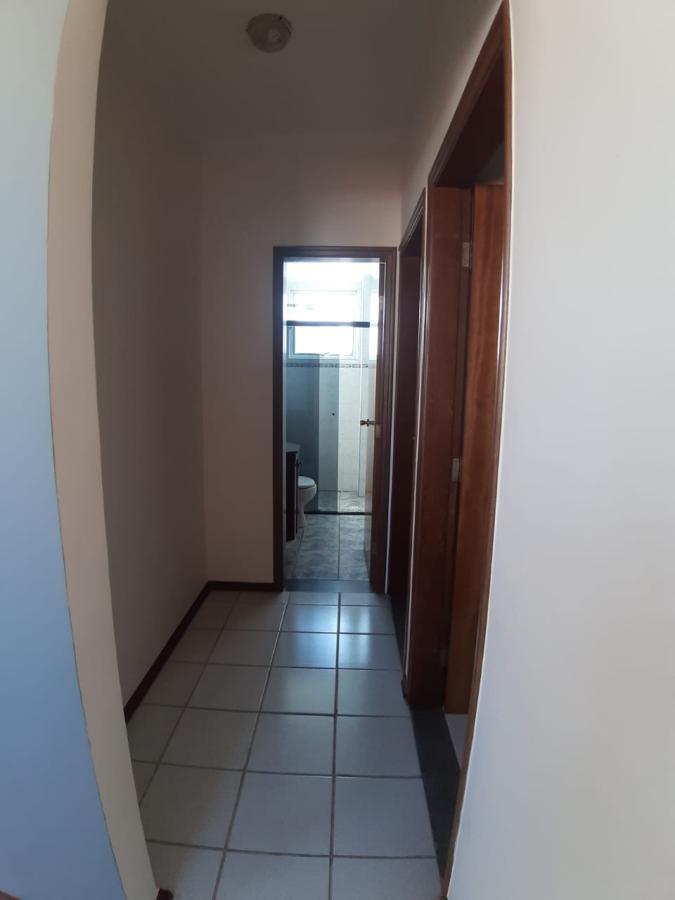 Apartamento à venda com 2 quartos, 64m² - Foto 6