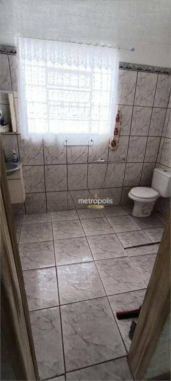 Casa à venda com 2 quartos, 300m² - Foto 8