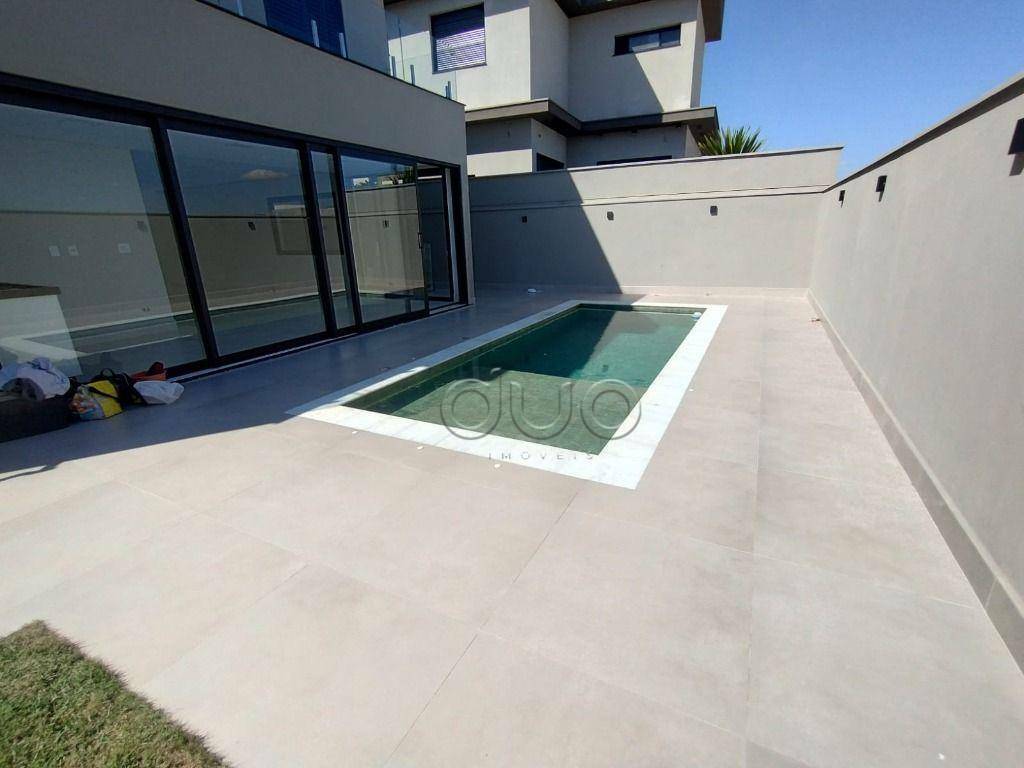 Casa de Condomínio para alugar com 3 quartos, 212m² - Foto 19