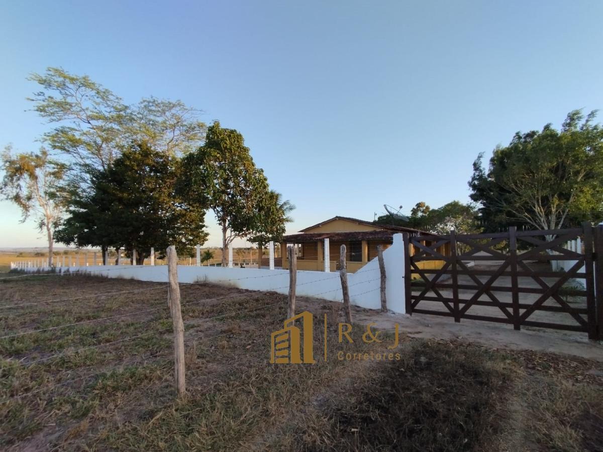 Chácara à venda com 5 quartos, 5000m² - Foto 1