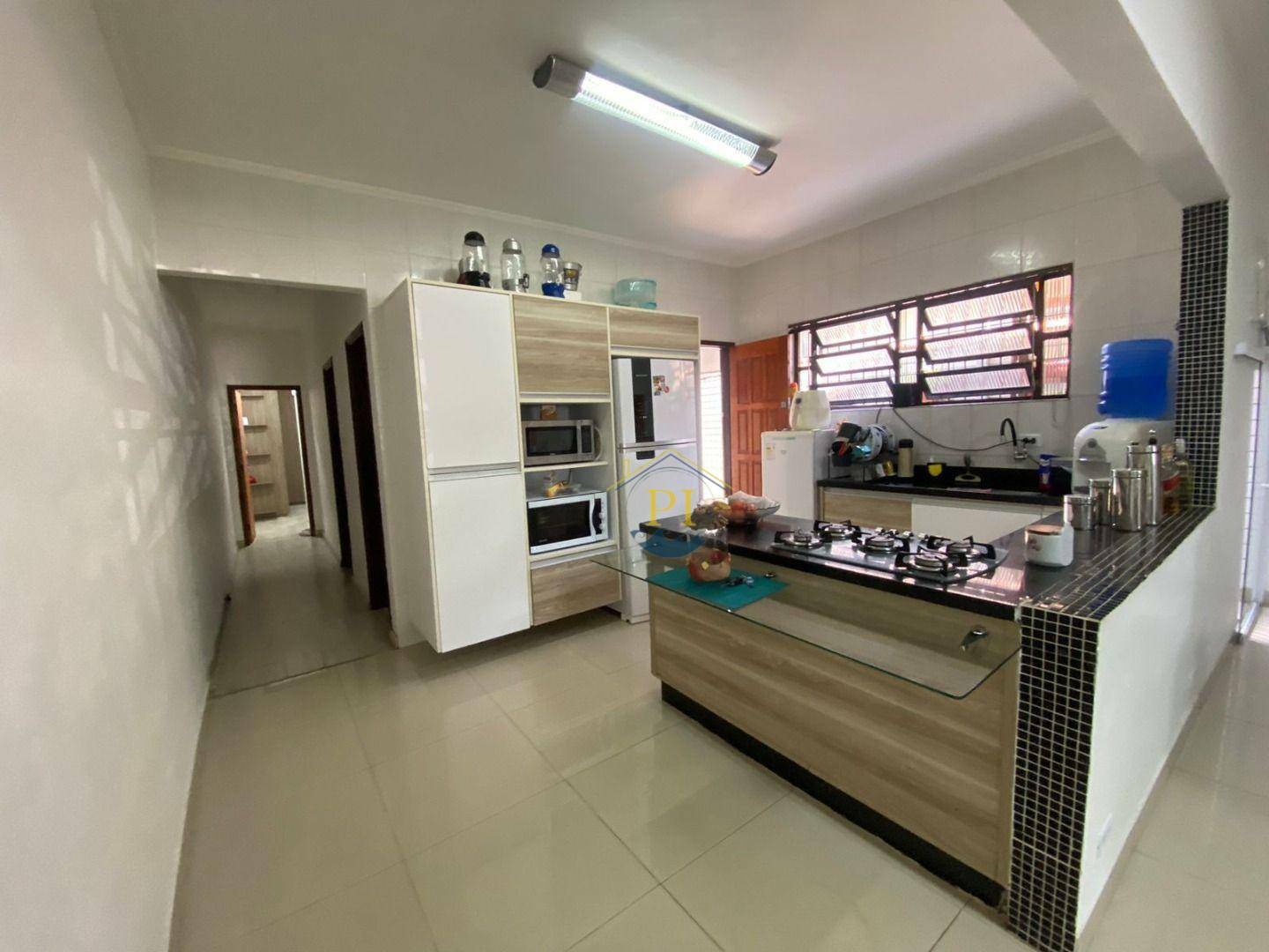 Casa para alugar com 2 quartos, 98m² - Foto 3