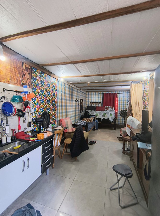 Casa à venda com 1 quarto, 450m² - Foto 11