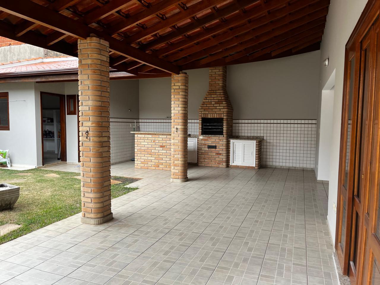 Casa à venda com 4 quartos, 294m² - Foto 7