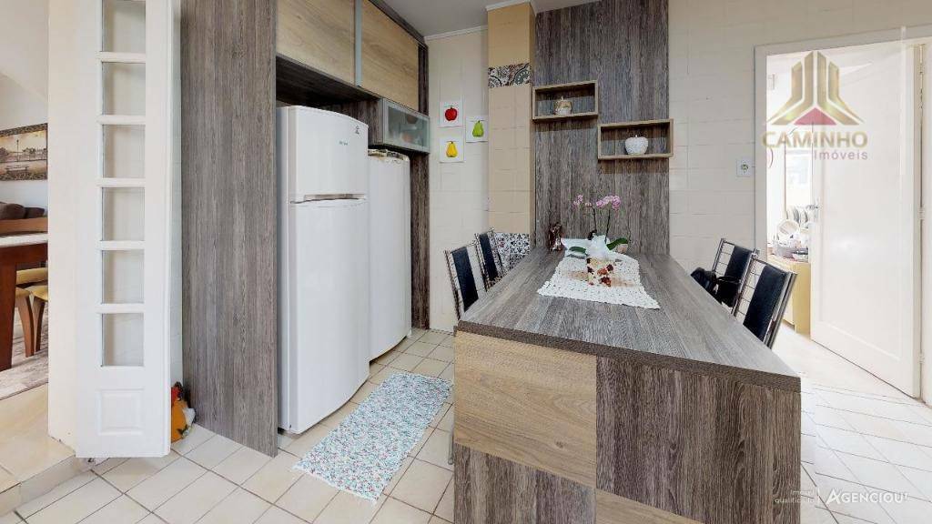 Apartamento à venda com 3 quartos, 118m² - Foto 9