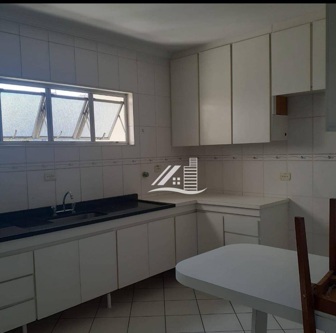 Apartamento à venda com 3 quartos, 130m² - Foto 1