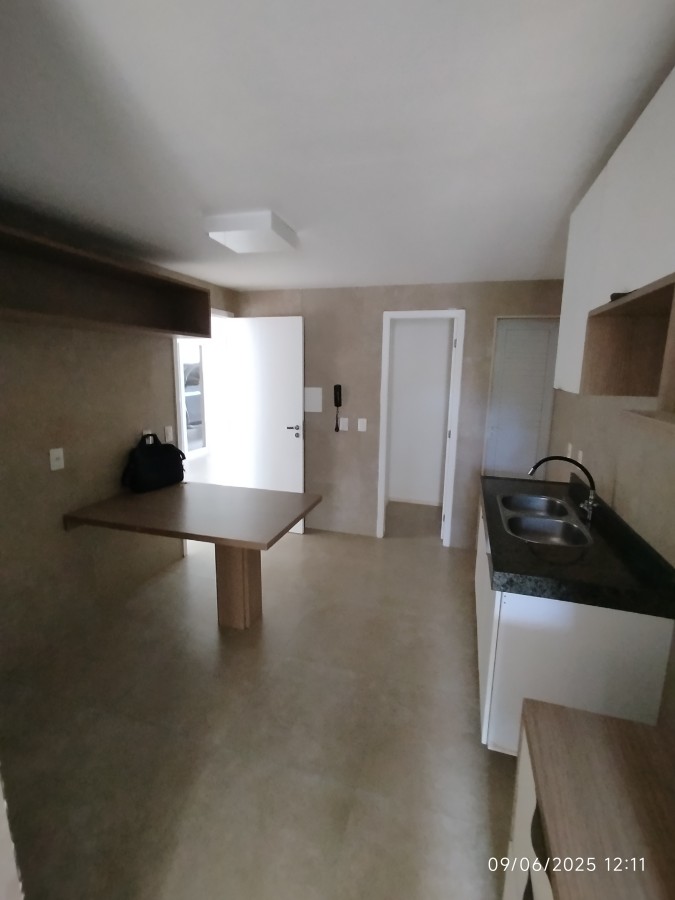 Casa de Condomínio para alugar com 3 quartos, 215m² - Foto 27