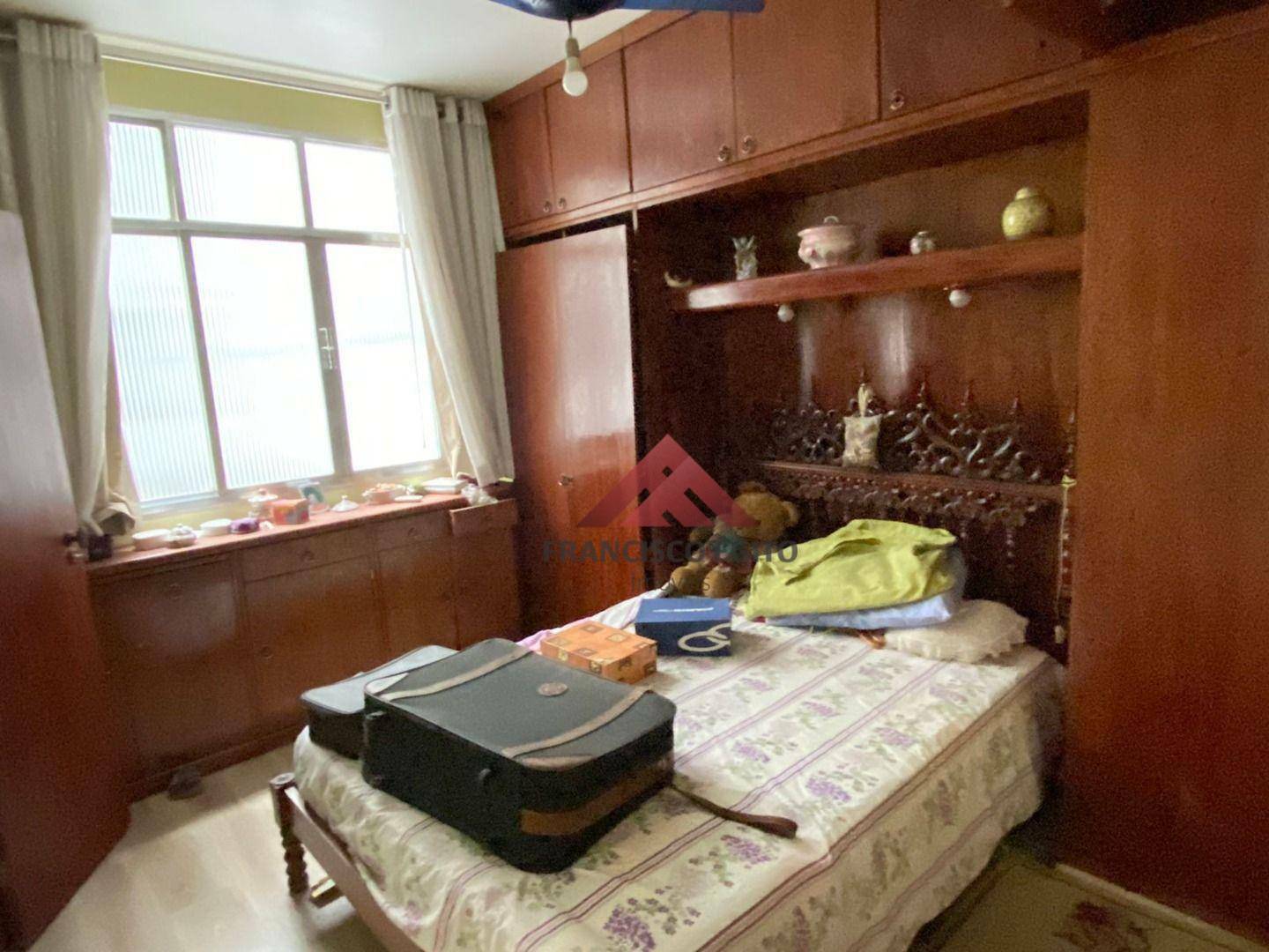 Apartamento à venda com 3 quartos, 130m² - Foto 5