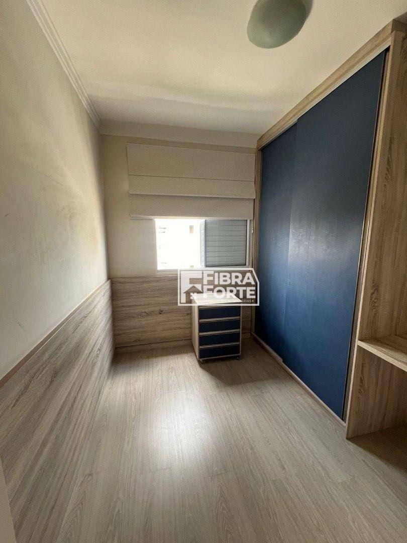 Apartamento à venda e aluguel com 3 quartos, 75m² - Foto 5