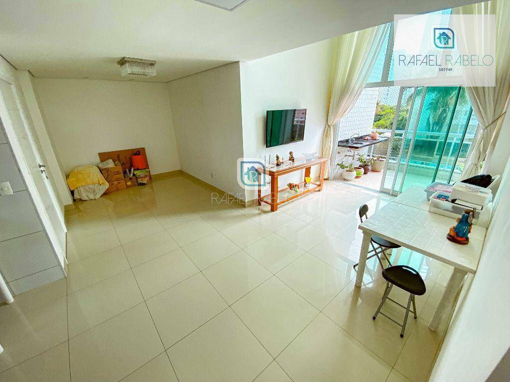 Apartamento para alugar com 3 quartos, 130m² - Foto 2