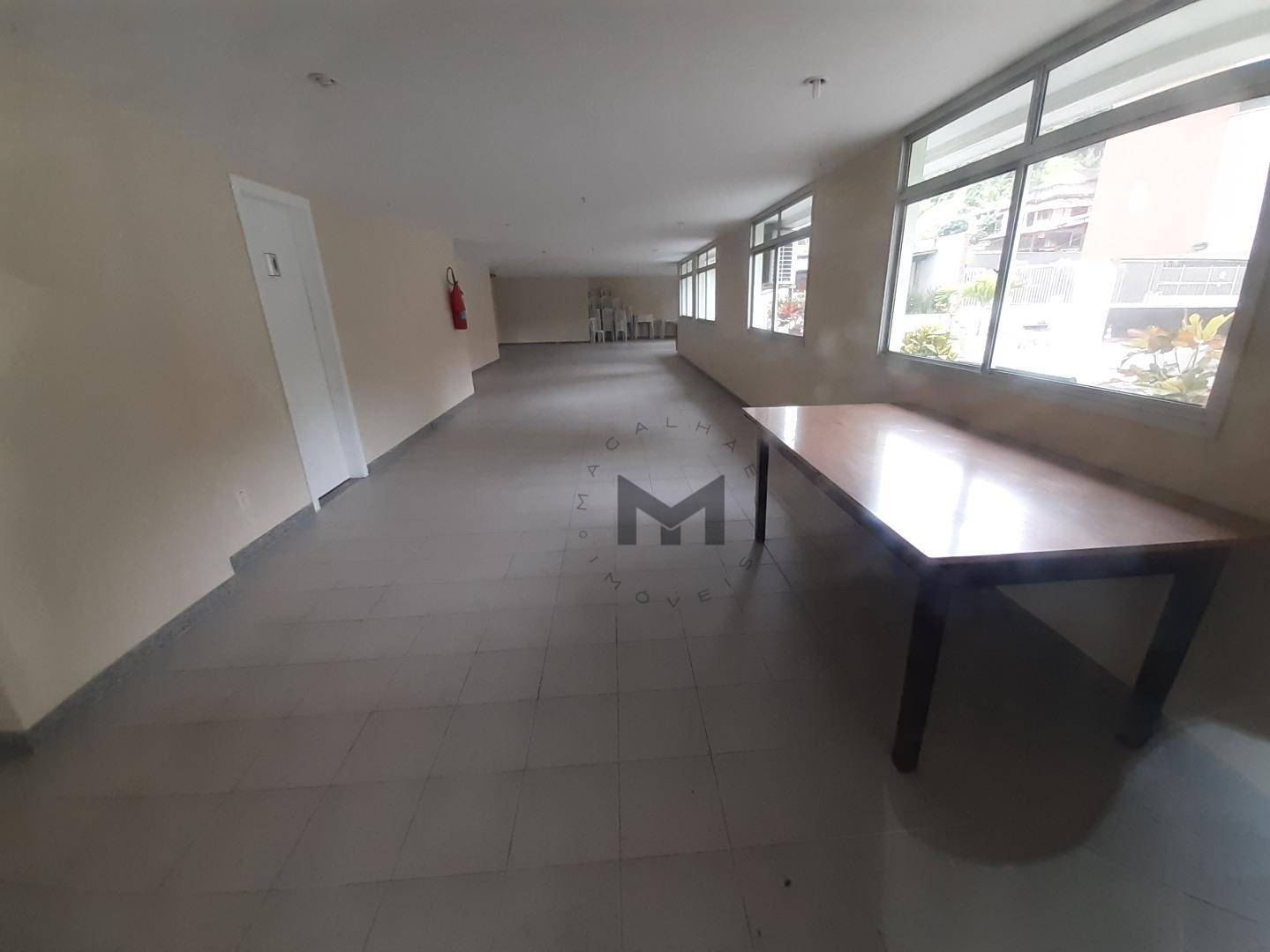 Apartamento à venda com 2 quartos, 79m² - Foto 20