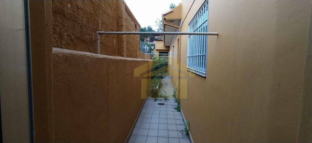 Sobrado à venda com 3 quartos, 300M2 - Foto 8