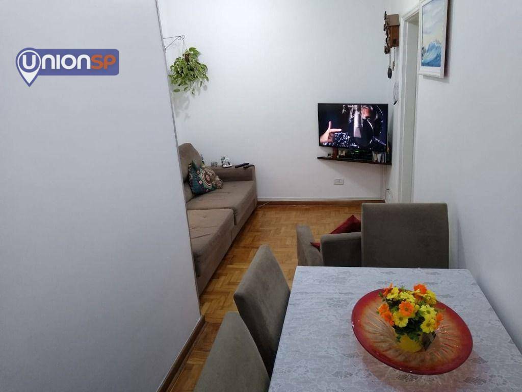 Apartamento à venda com 2 quartos, 60m² - Foto 1