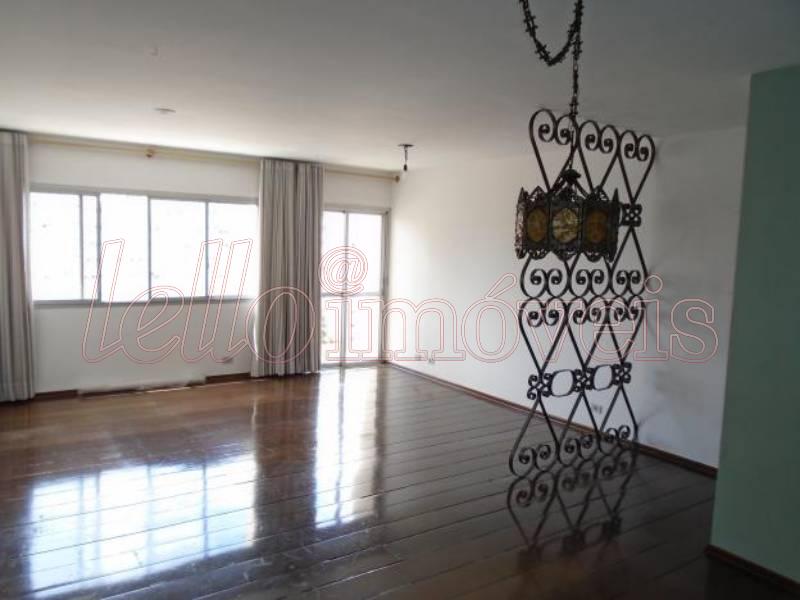 Apartamento para alugar com 4 quartos, 173m² - Foto 1