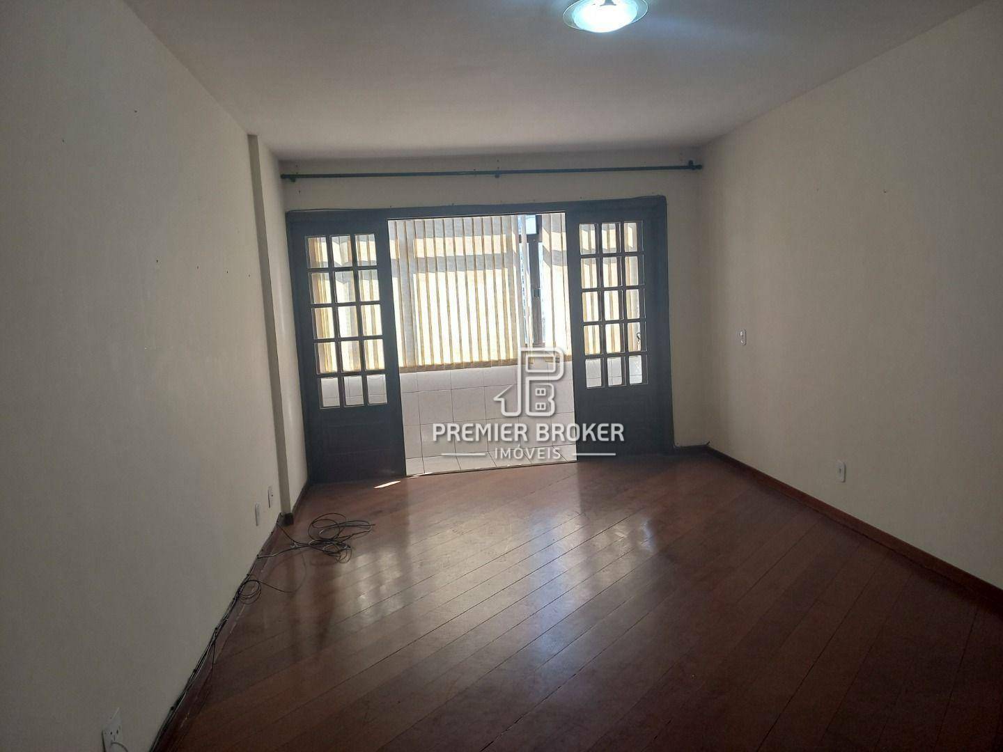 Apartamento à venda com 2 quartos, 104m² - Foto 5