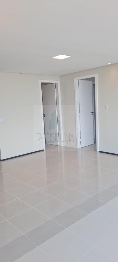 Apartamento à venda com 2 quartos, 72m² - Foto 8