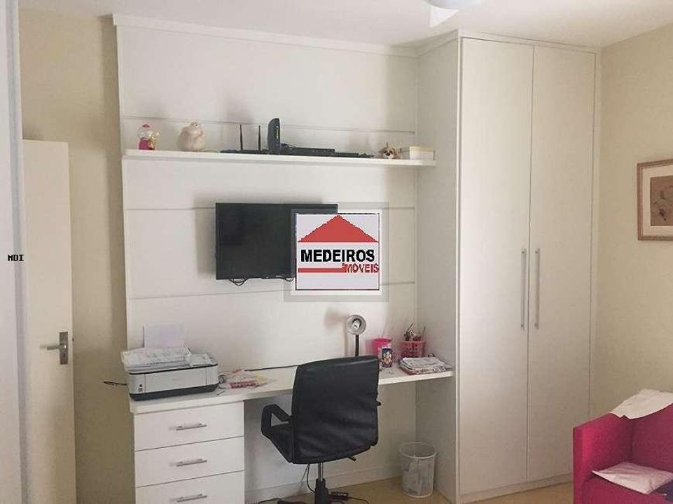 Casa à venda com 4 quartos, 200m² - Foto 14