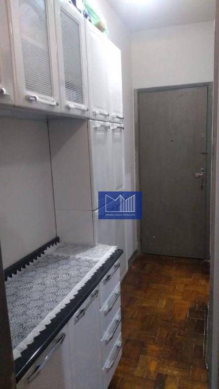 Apartamento à venda com 1 quarto, 40m² - Foto 11