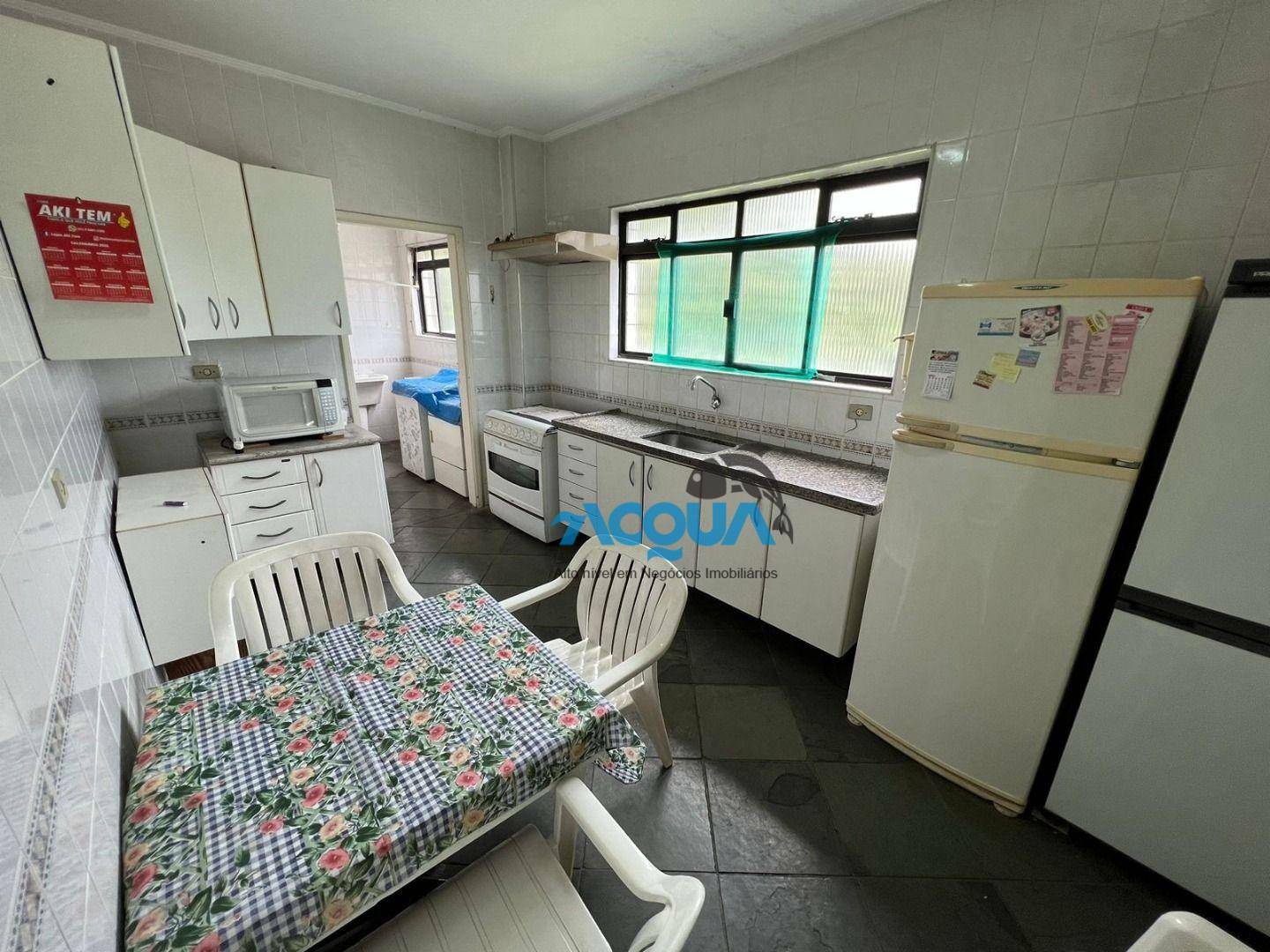 Cobertura à venda com 3 quartos, 400m² - Foto 4