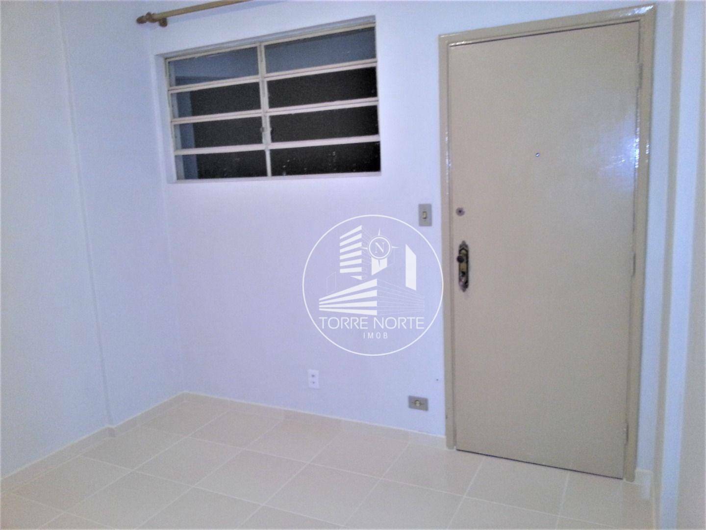 Apartamento à venda com 2 quartos, 68m² - Foto 1