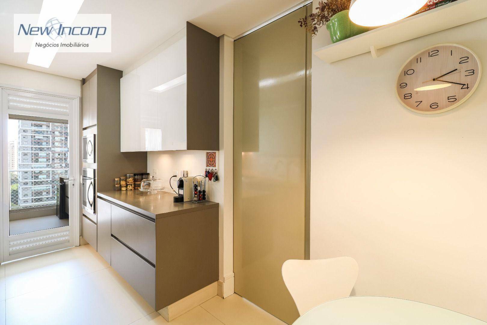 Apartamento à venda com 3 quartos, 135m² - Foto 16