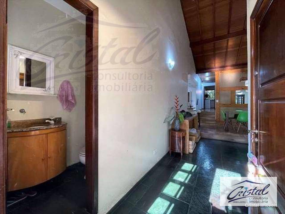 Casa de Condomínio à venda com 4 quartos, 220m² - Foto 8