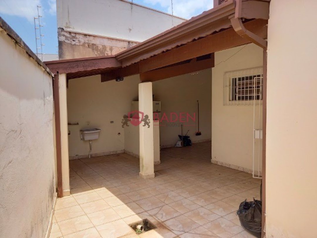 Casa à venda com 3 quartos, 150m² - Foto 8