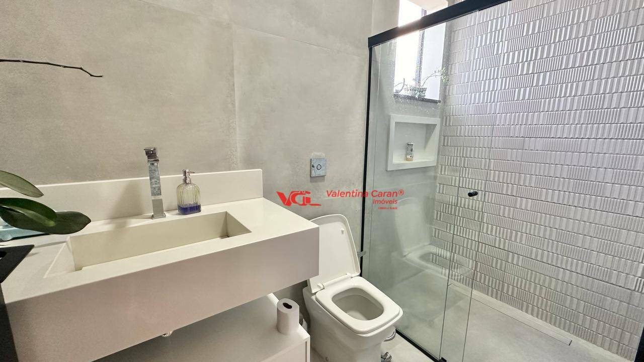 Sobrado à venda com 4 quartos, 375m² - Foto 17