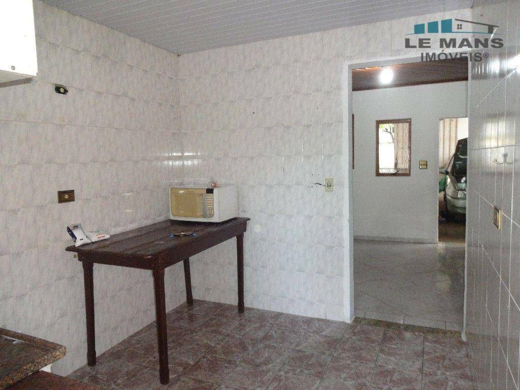 Casa à venda com 2 quartos, 113m² - Foto 12