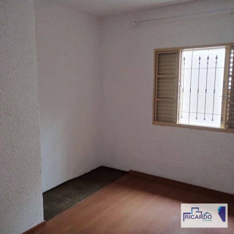 Casa à venda com 2 quartos, 230m² - Foto 23