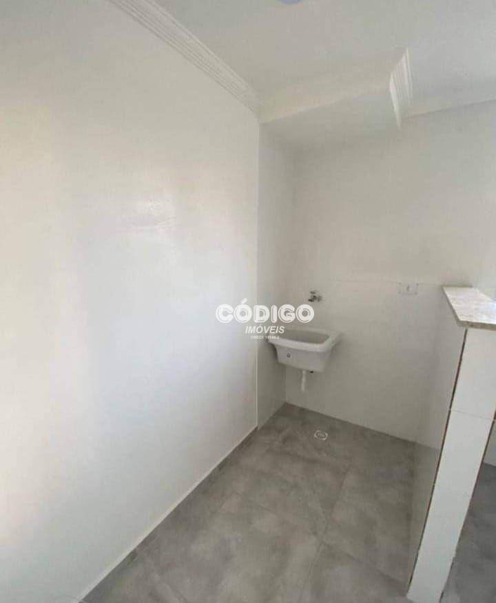 Apartamento para alugar com 2 quartos, 40m² - Foto 7