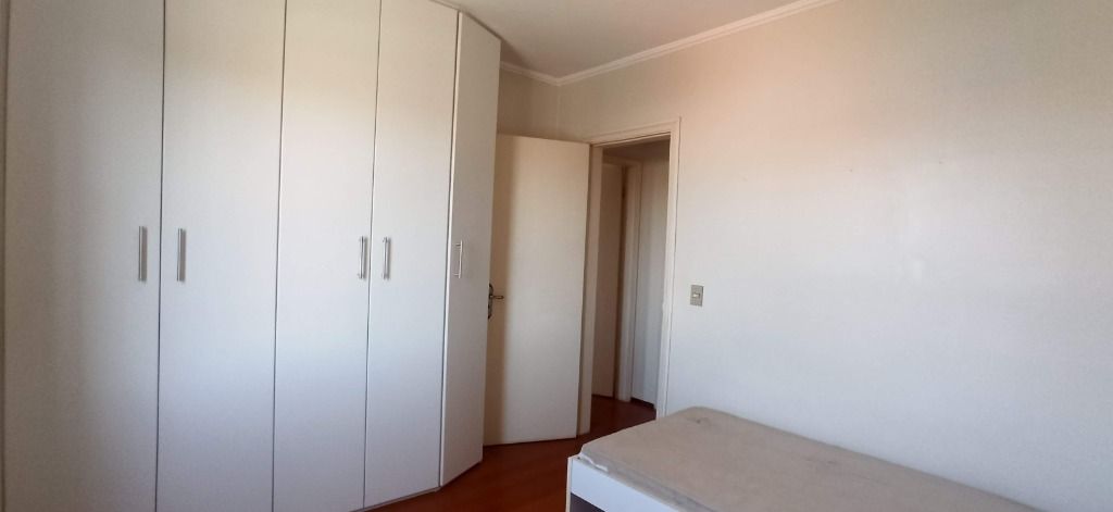 Apartamento para alugar com 3 quartos, 140m² - Foto 29