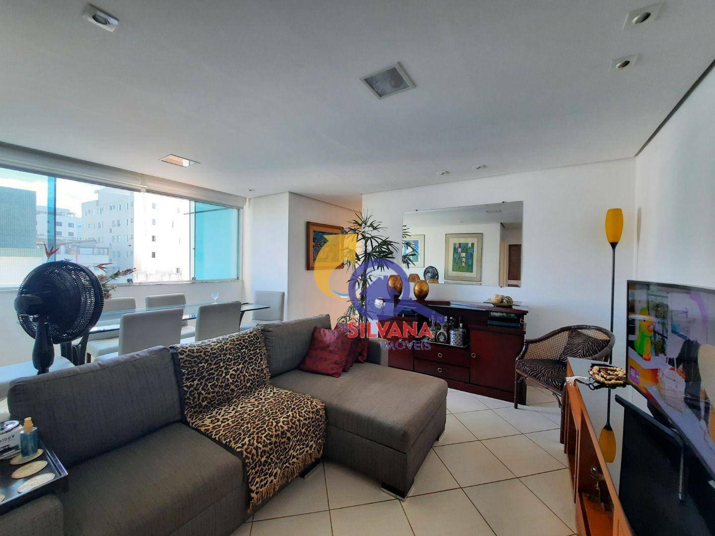 Apartamento à venda com 3 quartos, 73m² - Foto 1