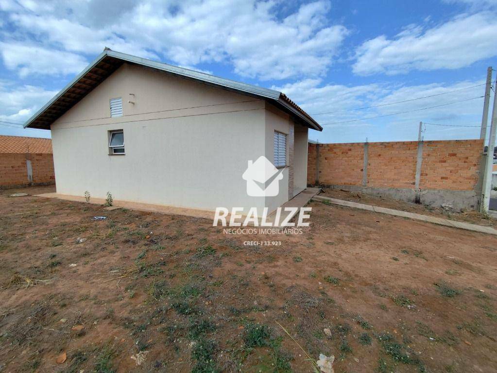 Casa à venda com 2 quartos, 45m² - Foto 3