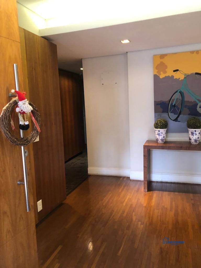 Apartamento para alugar com 3 quartos, 105m² - Foto 17