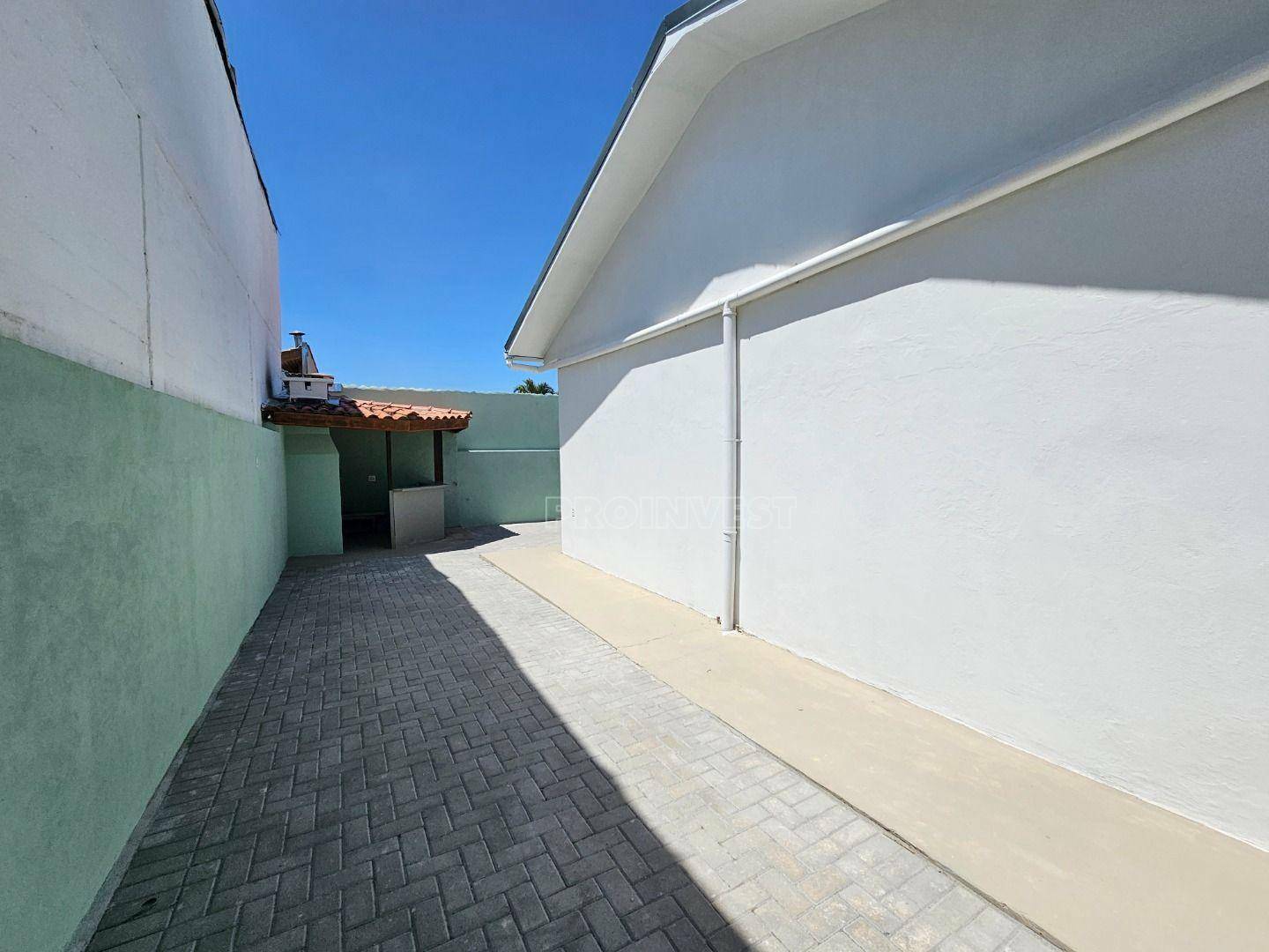 Casa de Condomínio à venda com 4 quartos, 261m² - Foto 36