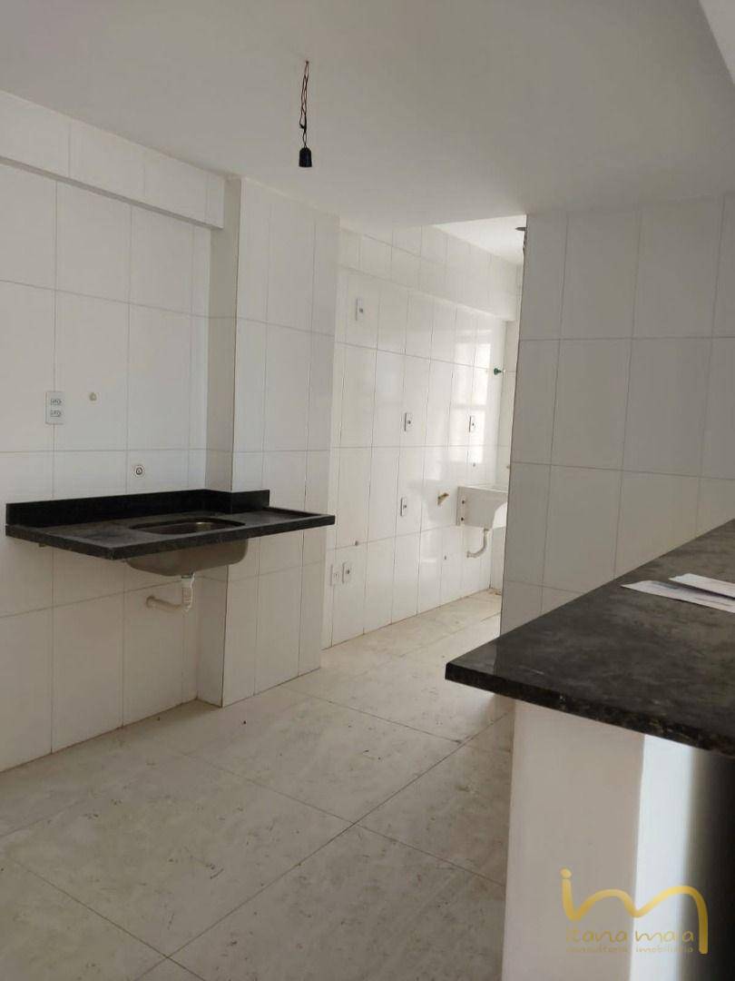 Apartamento à venda com 2 quartos, 76m² - Foto 13