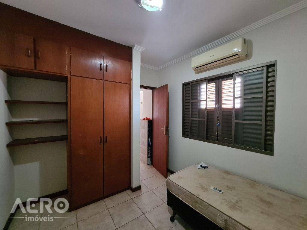 Casa de Condomínio à venda com 4 quartos, 600m² - Foto 39