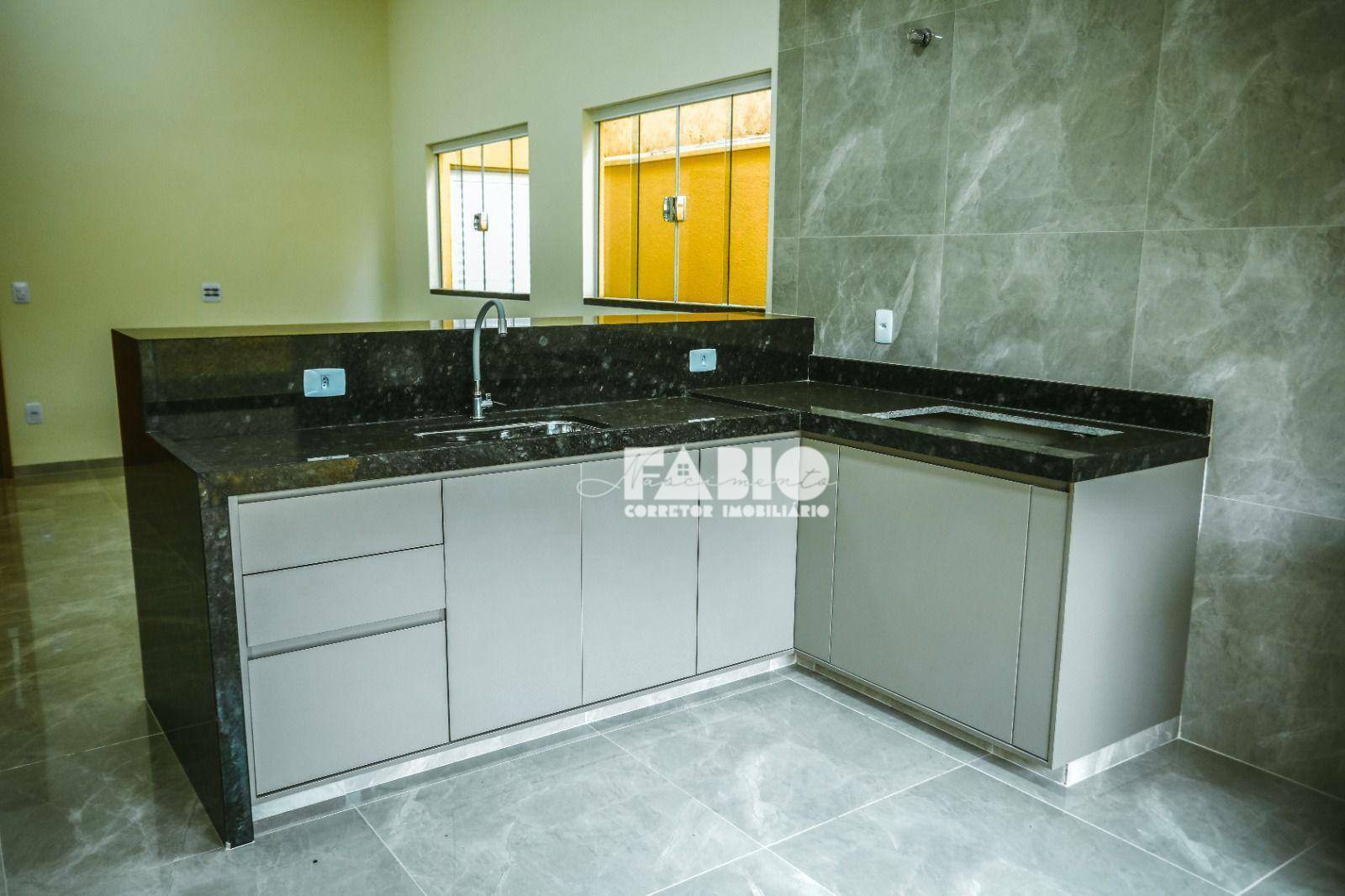 Casa à venda com 3 quartos, 109m² - Foto 6