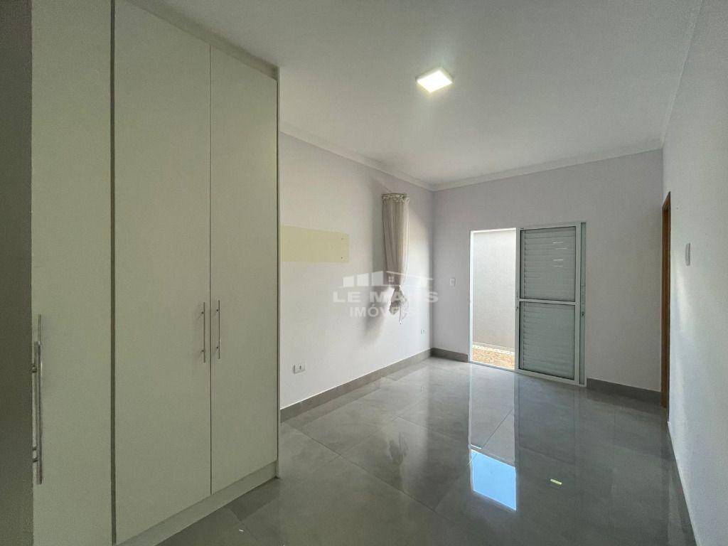 Casa de Condomínio para alugar com 3 quartos, 178m² - Foto 22