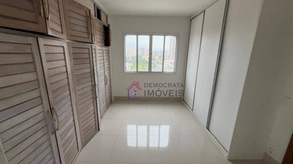 Apartamento à venda com 4 quartos, 230m² - Foto 12