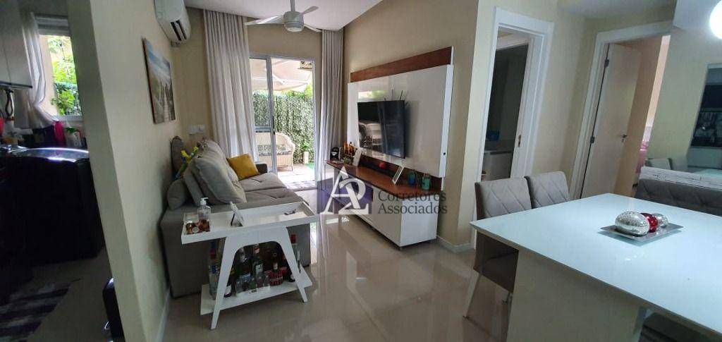 Apartamento à venda com 2 quartos, 82m² - Foto 2