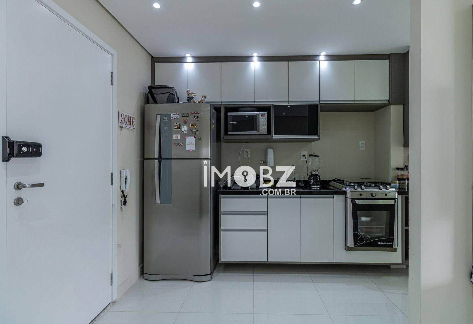 Apartamento à venda com 2 quartos, 75m² - Foto 7