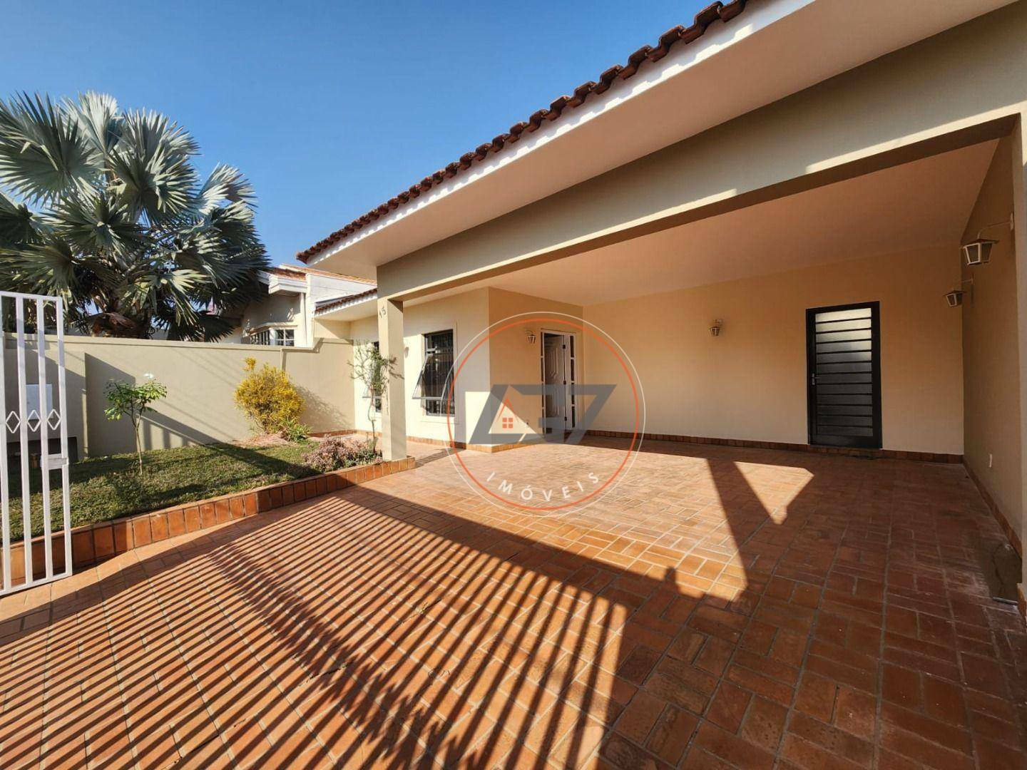 Casa para alugar com 3 quartos, 300M2 - Foto 1