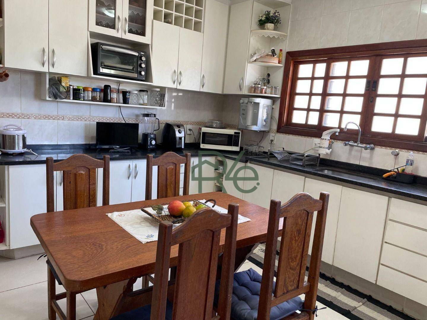 Casa de Condomínio à venda com 3 quartos, 460m² - Foto 11