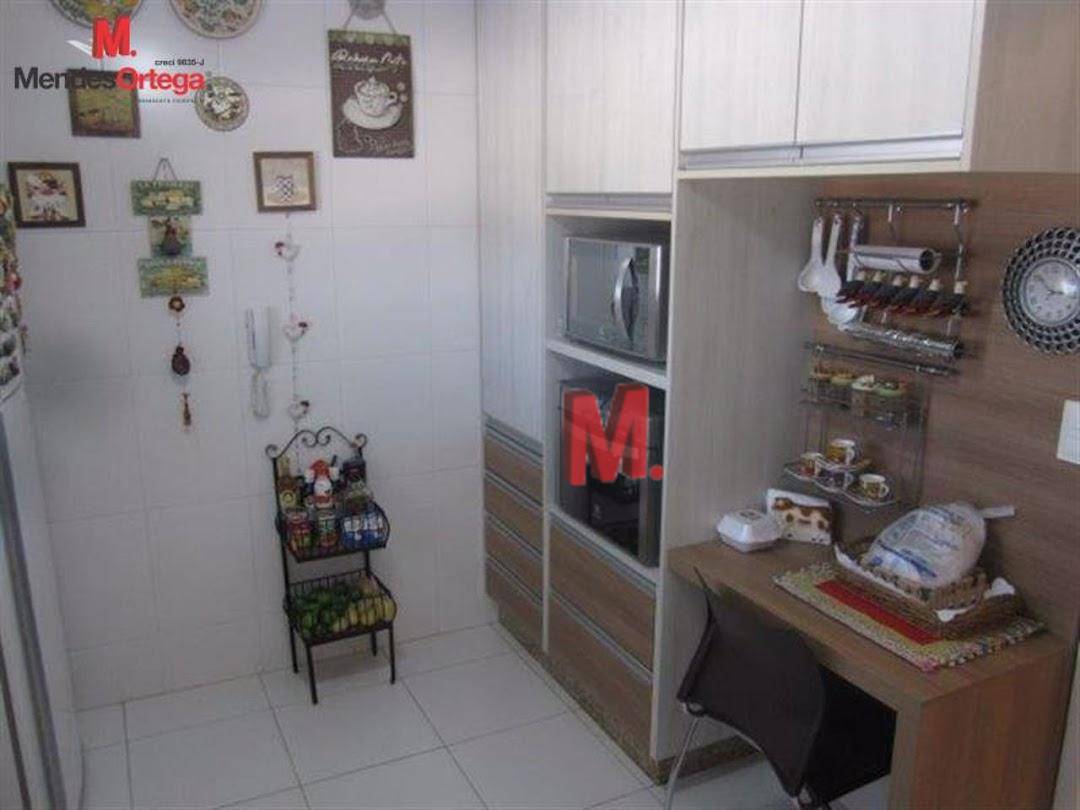 Apartamento à venda com 3 quartos, 105m² - Foto 25