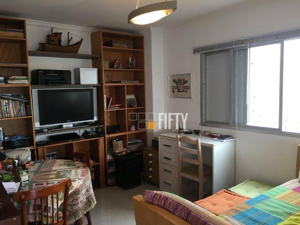 Apartamento para alugar com 2 quartos, 122m² - Foto 8